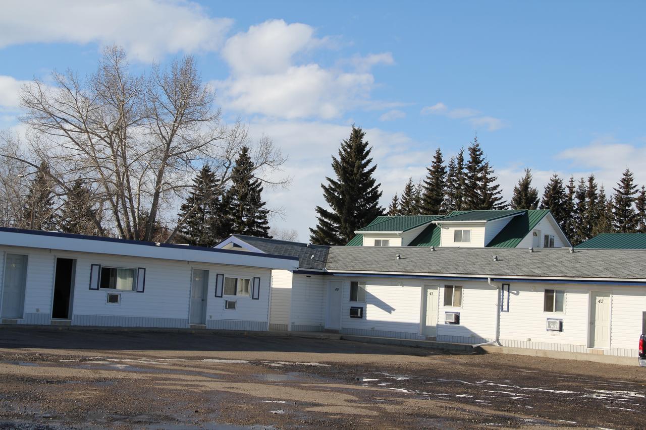 Bluebird Motel Innisfail Exterior foto