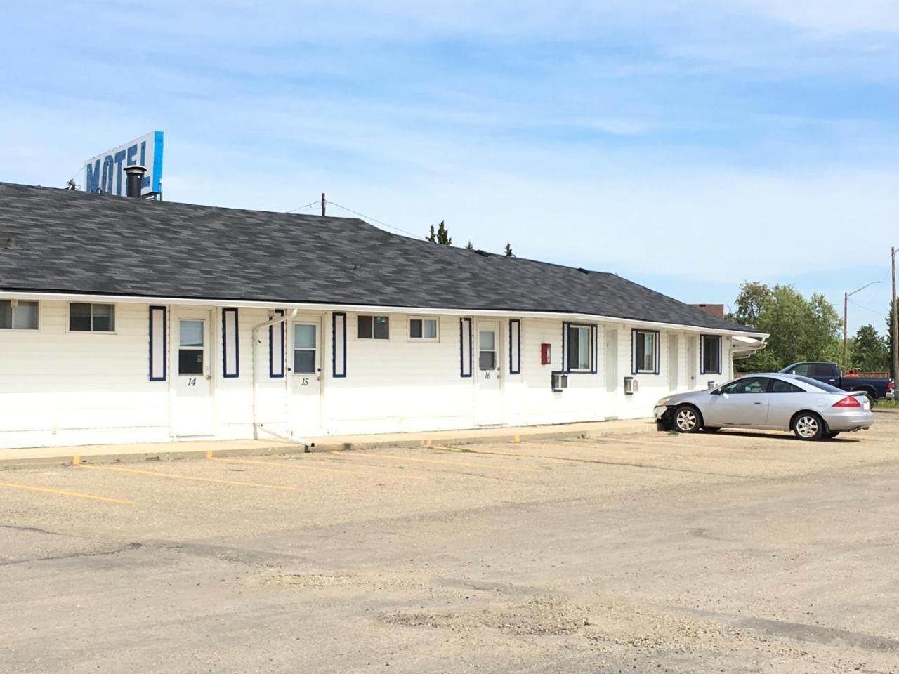 Bluebird Motel Innisfail Exterior foto